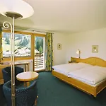 Hotel Alpina