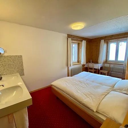 Alpina Hotel 3*