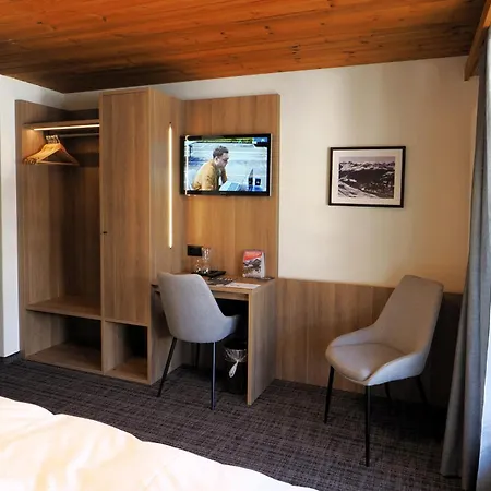 Hotel Alpina Parpan