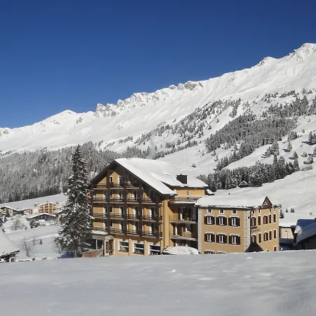 阿尔皮纳巴班酒店 酒店 帕潘